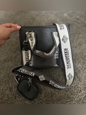 Steve Madden Black and White Tote Bag 0426
